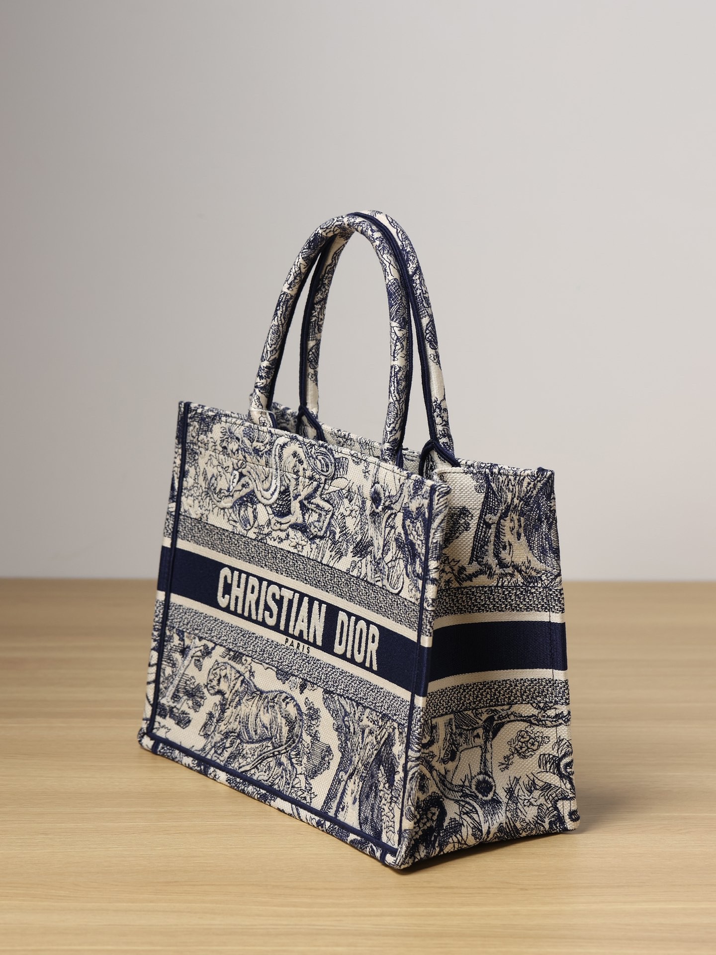 DIOR BookTote Zoo Embroidery Bag blue - Image 3