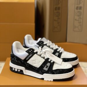 LV Trainer Panda Shoe