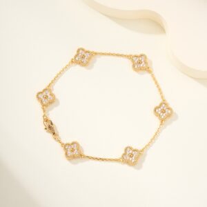 Van Cleef & Arpels Four Leaf Lucky Series Classic Four Leaf Clover Diamond Five Flower Five Four Leaf Clover Diamond Bracelet Women's Two Colors Optional