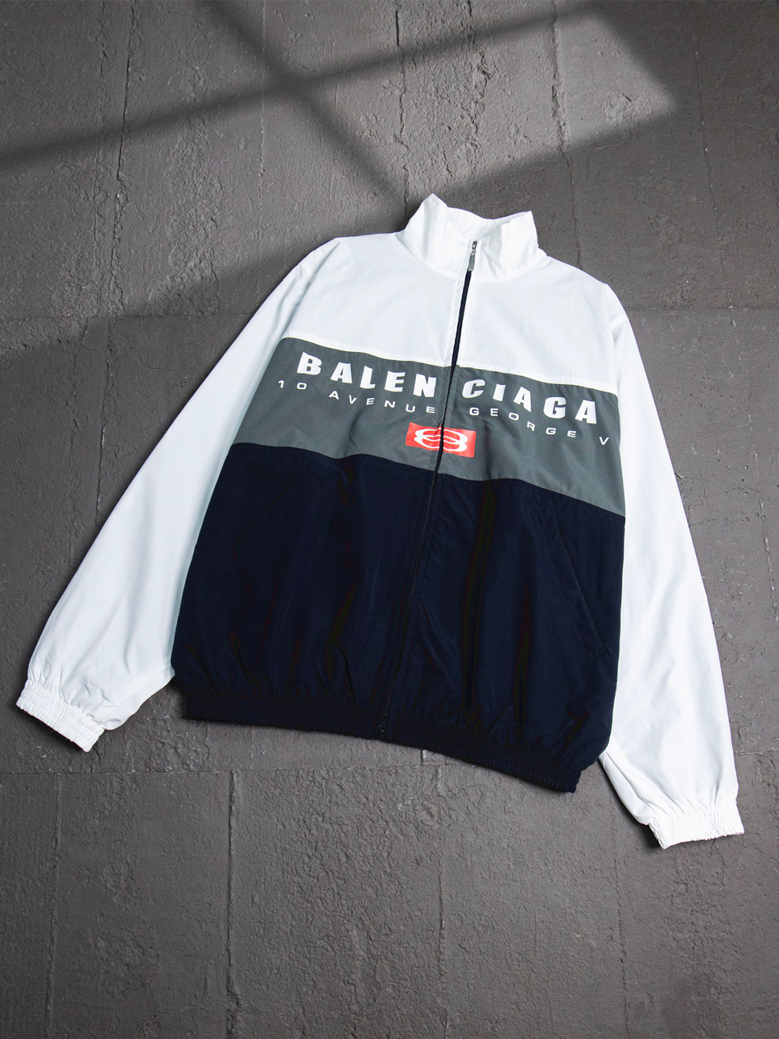 Balenciaga BLCG 25SS 82 three-tone red double ring print patchwork jacket