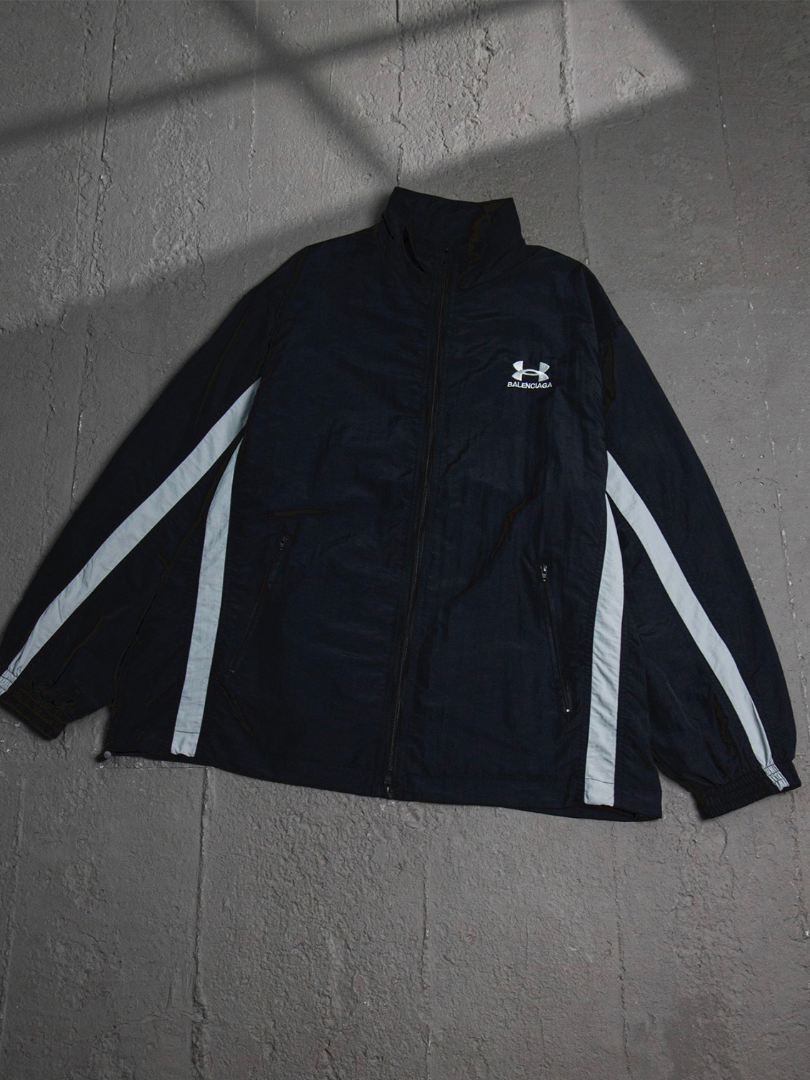 Balenciaga  Under Armour BLCG × UA 25SS 81 cross-border joint stitching embroidery waterproof jacket jacket