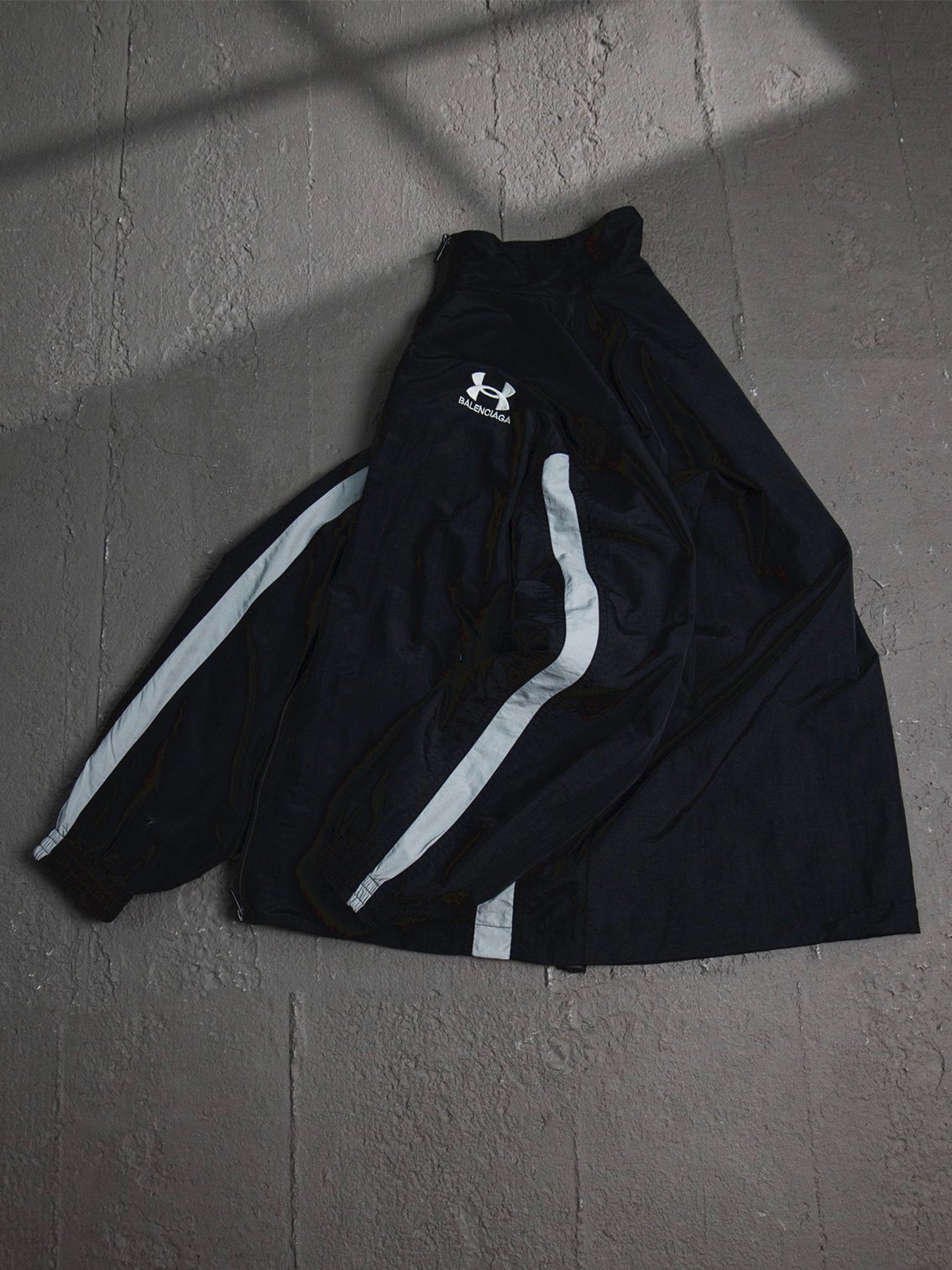 Balenciaga  Under Armour BLCG × UA 25SS 81 cross-border joint stitching embroidery waterproof jacket jacket - Image 3