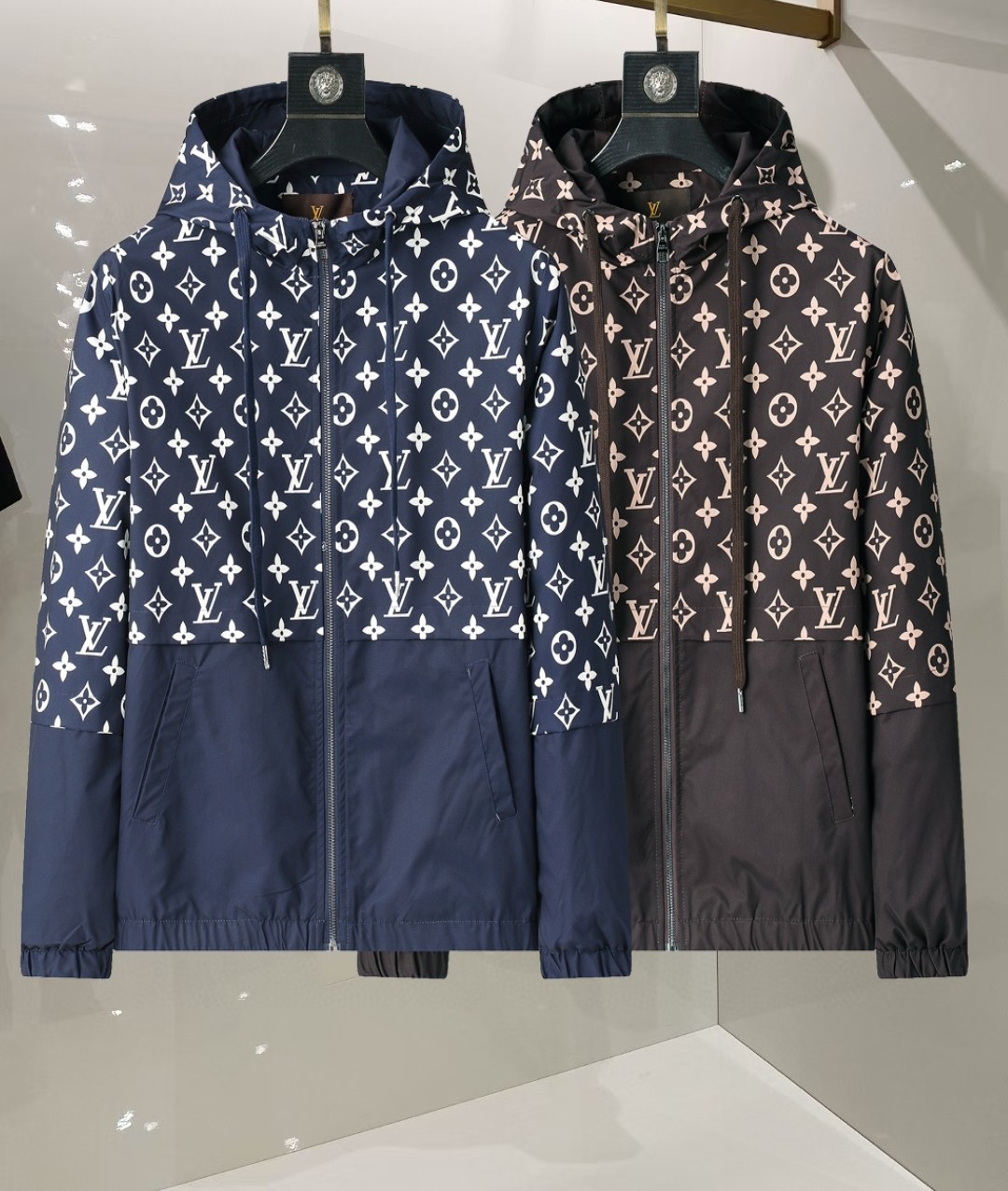 Louis Vuitton Lv 25's latest men's jacket, the color combination is classic and youthful, reshaping the new design style and showing a bold and confident brand design concept.