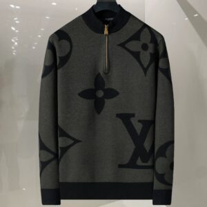 Louis Vuitton Lv men's fashion sweater, same as the counter