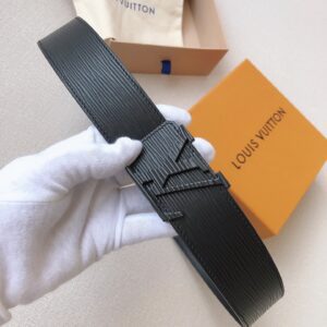 LV men's must-have business casual belt
