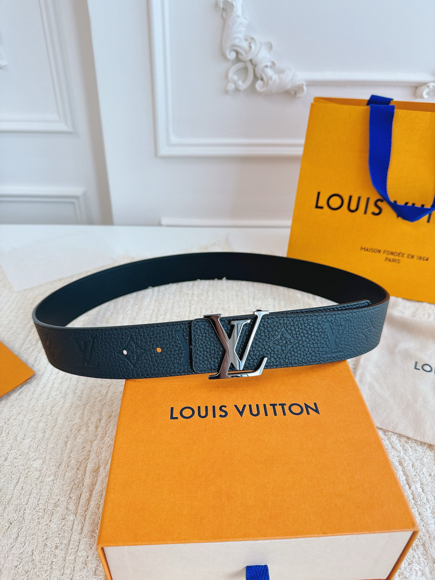 Lv men's business casual belt