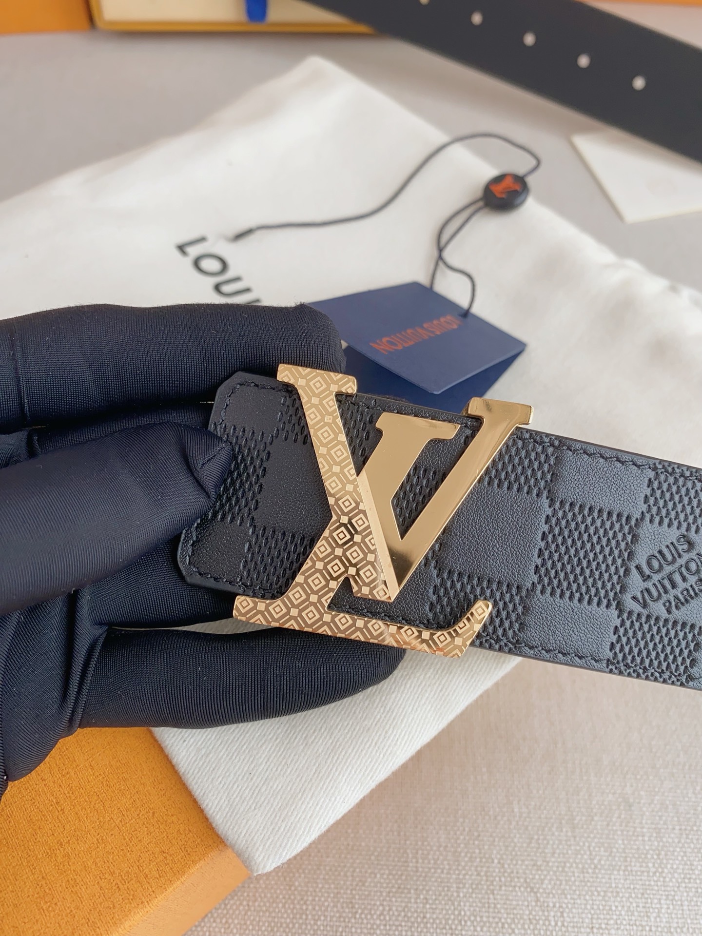 Lv men's business casual belt